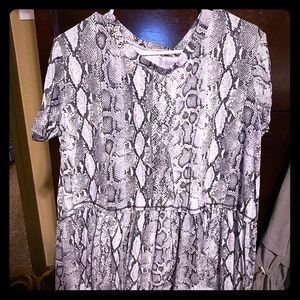 Snake skin print top